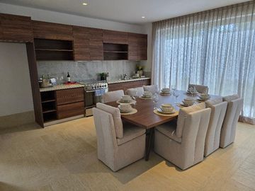 CASA EN RESIDENCIAL DE LUJO LOSANTOS 