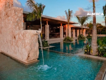 CASA EN RESIDENCIAL DE LUJO LOSANTOS 