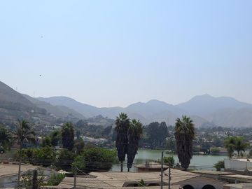vendo casa en  la urb. Lagunas La Molina