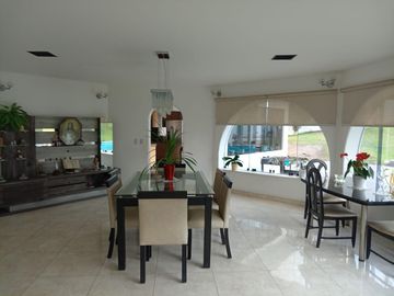 vendo casa en  la urb. Lagunas La Molina