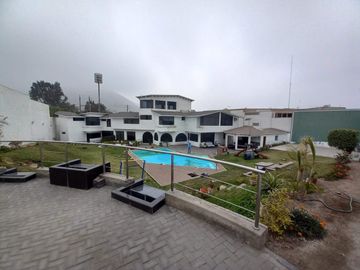 vendo casa en  la urb. Lagunas La Molina