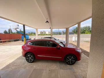 Venta de casa nueva en condominio Pirque sector Los Silos