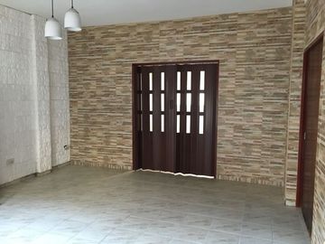 Casa  en Venta Ramos Mejia / La Matanza (A141 3915)