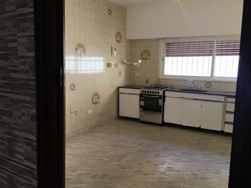 Casa  en Venta Ramos Mejia / La Matanza (A141 3915)