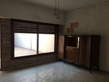 Casa  en Venta Ramos Mejia / La Matanza (A141 3915)