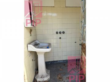 Casa  en Venta El Palomar / Moron (B110 1012)