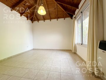 Casaquinta en Los Rosales