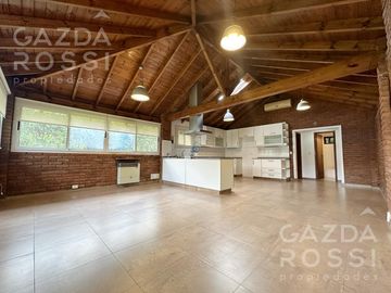 Casaquinta en Los Rosales