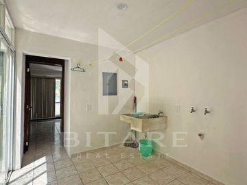 Hermosa Residencia en Venta en Bugambilias – Av. del Búfalo