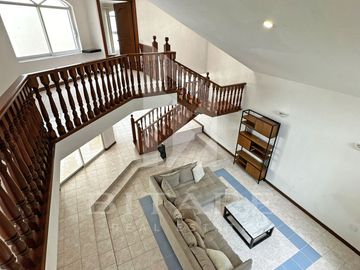 Hermosa Residencia en Venta en Bugambilias – Av. del Búfalo
