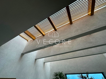 RESIDENCIA EN VENTA EN COLINAS DE SAN JAVIER, ZAPOPAN