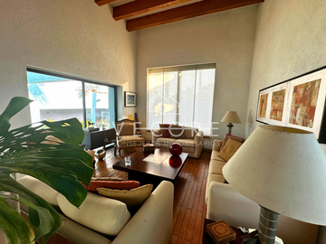 RESIDENCIA EN VENTA EN COLINAS DE SAN JAVIER, ZAPOPAN