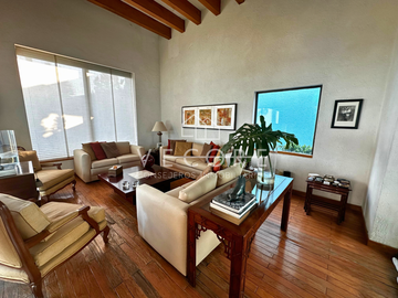 RESIDENCIA EN VENTA EN COLINAS DE SAN JAVIER, ZAPOPAN
