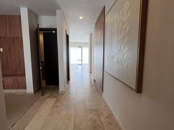 Casa en Venta en zona Cañadas del Lago, Alberca, 3 Recámaras, Cto Servicio..