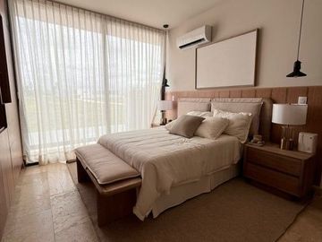 Casa en Venta en zona Cañadas del Lago, Alberca, 3 Recámaras, Cto Servicio..