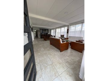 Finca el alquiler en Pereira, 20 Personas