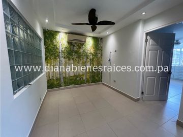 Venta de casa en Altos de Panamá