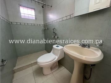 Venta de casa en Altos de Panamá