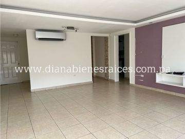 Venta de casa en Altos de Panamá