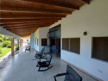 VENDO CASA EN CHITRE