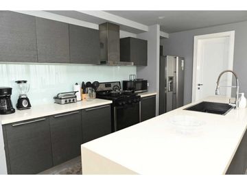 VENTA Y ALQUILER DE APARTAMENTO CON VISTA CIUDAD EN PH YOO  MODELO H