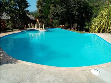 TERRENO / CHAME / SAJALICES / 4200M2 / ANEXO / BOHIO / PISCINA / RIO
