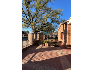 VENTA-CASA 4 DORM EN COLONIA CAROYA-APTA CREDITO HIPOTECARIO