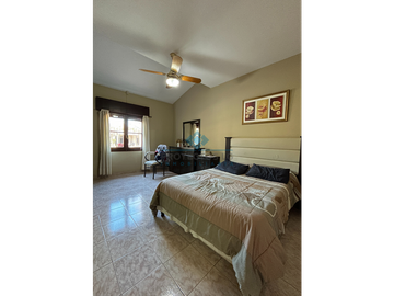 VENTA-CASA 4 DORM EN COLONIA CAROYA-APTA CREDITO HIPOTECARIO