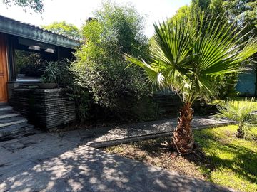 Casa en venta en Fracc. sobre Camino Real a Cholula, con 2,500m2 de Terreno