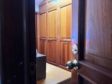 Casa en venta en Fracc. sobre Camino Real a Cholula, con 2,500m2 de Terreno
