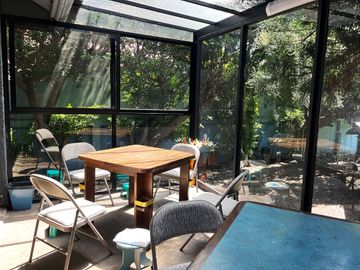 Casa en venta en Fracc. sobre Camino Real a Cholula, con 2,500m2 de Terreno