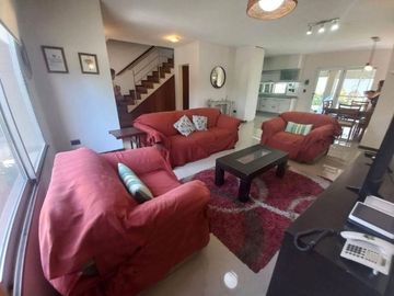 Casa en venta en Hurlingham