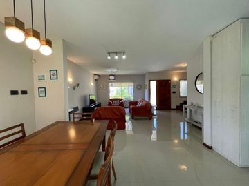 Casa en venta en Hurlingham