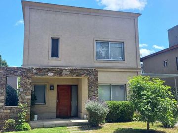 Casa en venta en Hurlingham