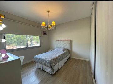Casa en venta en Hurlingham