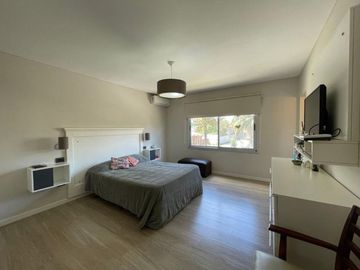 Casa en venta en Hurlingham