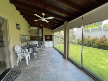 Casa en venta en Hurlingham