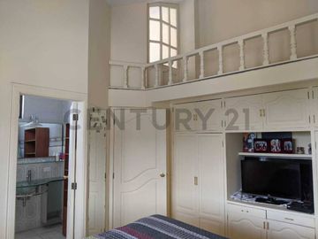 Casa en Venta de 740m2 dentro de la Urbanización El Condado