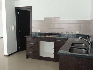 VENTA CASA TUMBACO, SECTOR PLAZA HILACRIL