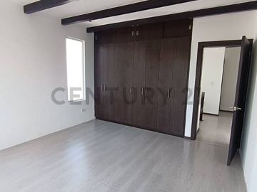 VENTA CASA TUMBACO, SECTOR PLAZA HILACRIL