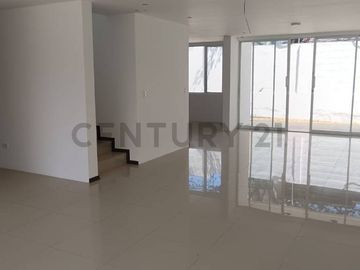 VENTA CASA TUMBACO, SECTOR PLAZA HILACRIL