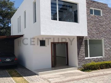 VENTA CASA TUMBACO, SECTOR PLAZA HILACRIL