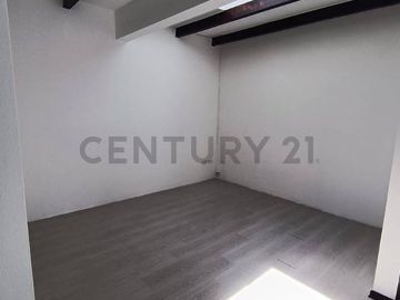 VENTA CASA TUMBACO, SECTOR PLAZA HILACRIL