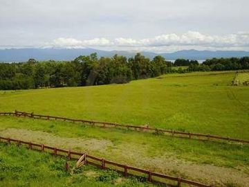 Parcela con vista al  Volcán y derecho a marina