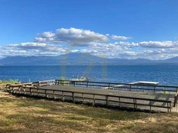 Parcela con vista al  Volcán y derecho a marina
