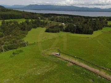 Parcela con vista al  Volcán y derecho a marina