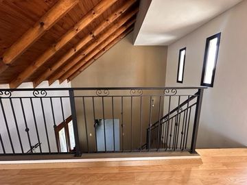 Casa en venta en Barrio El Aromo una planta, 3 dormitorios mas playroom con pileta
