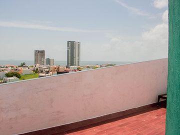 Departamento PENTHOUSE en venta en Fracc. Playas del Conchal.  ALVARADO, VER