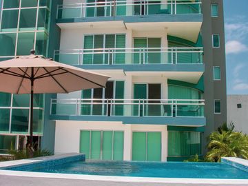 Departamento PENTHOUSE en venta en Fracc. Playas del Conchal.  ALVARADO, VER