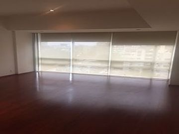 EN VENTA - MODERNO LOFT DE 2 PISOS - ATRAS PALMAS Y PERIFERICO
